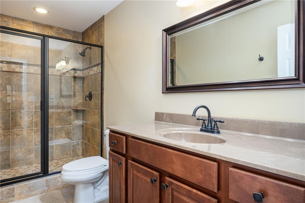 1050 Longpointe Pass Alpharetta, GA 30005 - Photo 33 of 48