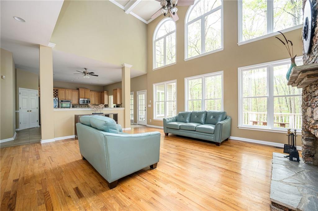 1050 Longpointe Pass Alpharetta, GA 30005 - Photo 9 of 48