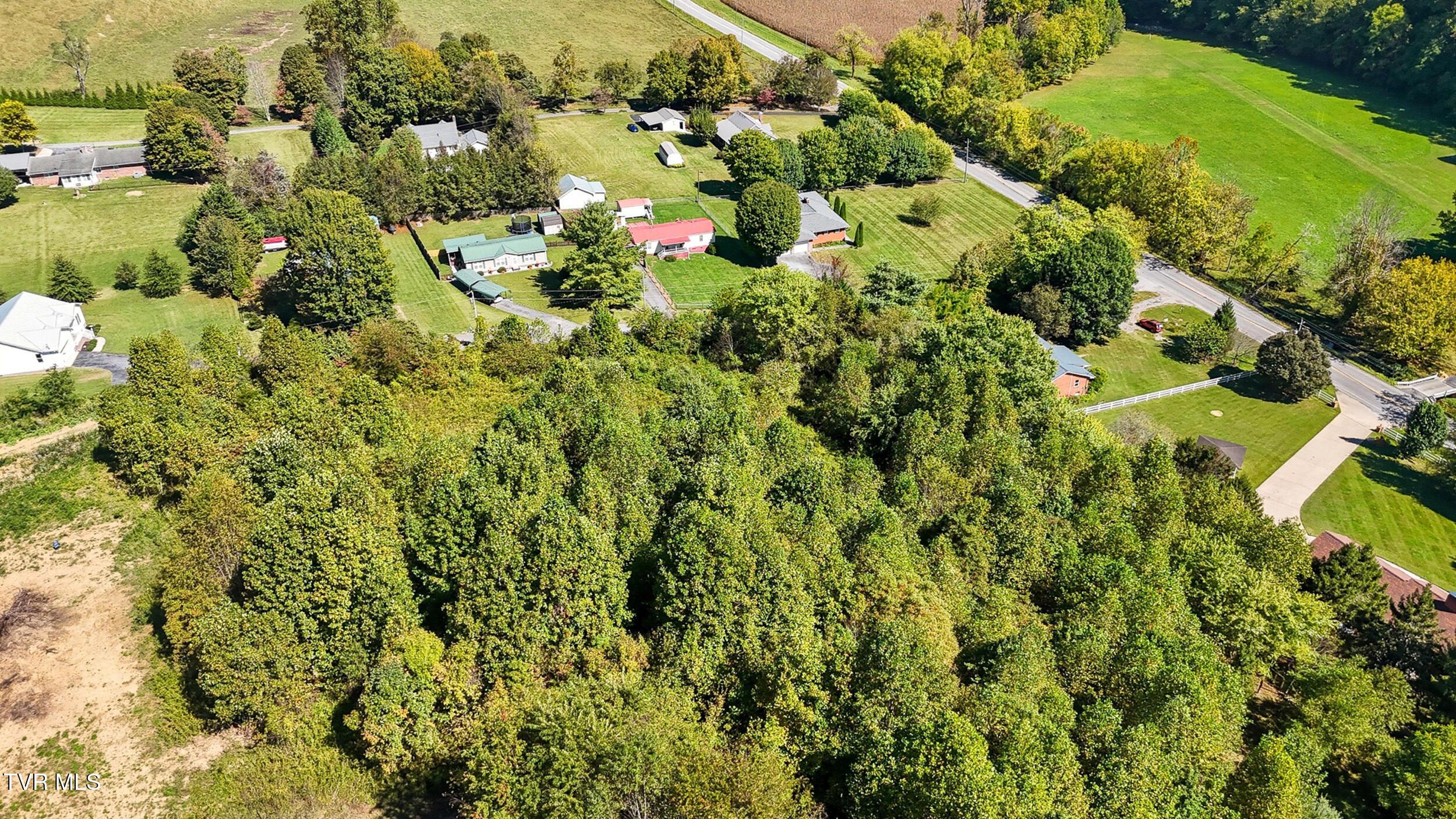 Tbd Tbd Lane, Unit 5 Unicoi, TN 37692 - Photo 9 of 24 10_dji_20251001124340_0614_d