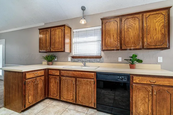 $1,620 | 5904 Syracuse Drive, Amarillo, TX 79109