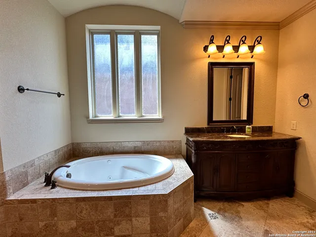 $3,300 | 27619 Nichols Pass, Boerne, TX 78015