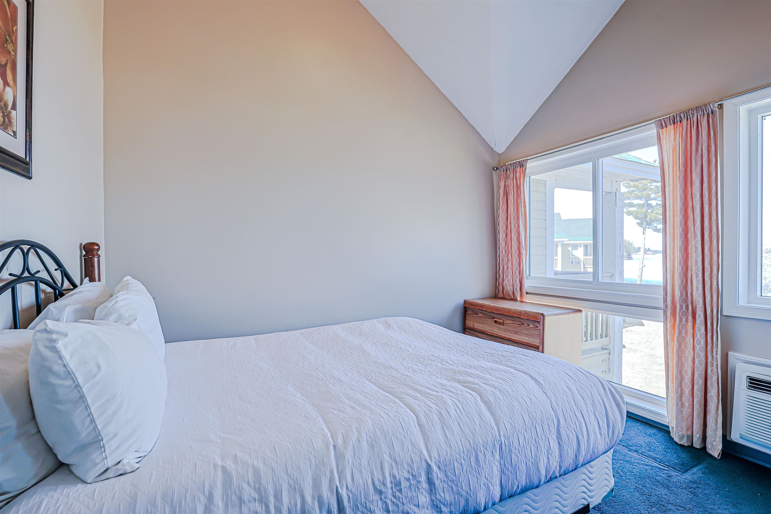 115 Weirs Road, Unit 308 Gilford, NH 03249 - Photo 16 of 34