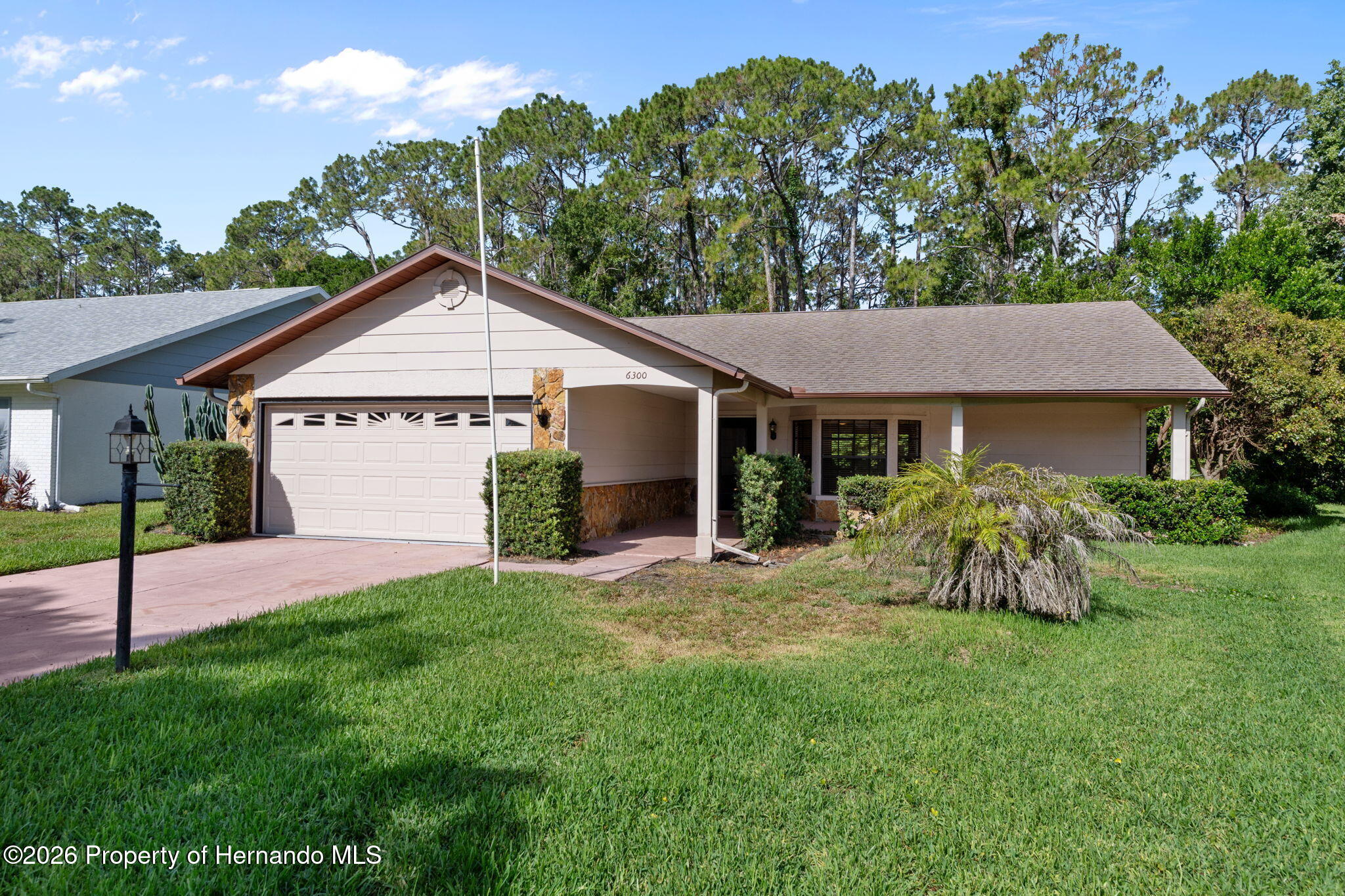 6300 Darien Way Spring Hill, FL 34606 - Photo 4 of 95