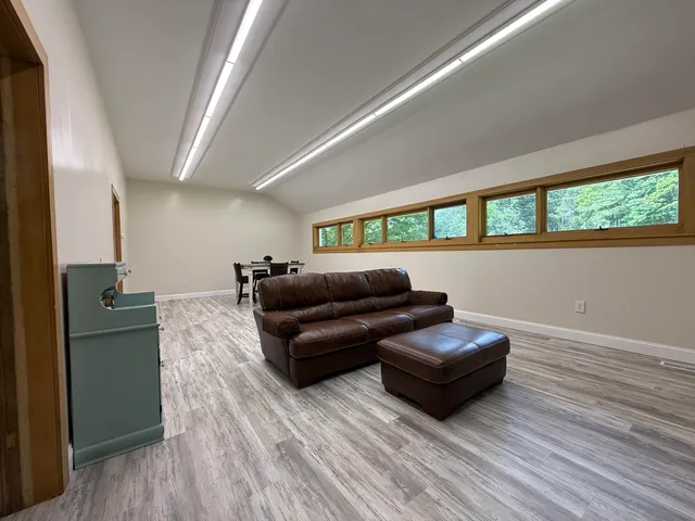 $299,500 | 136 Freedom Lane, Newport, VA 24128