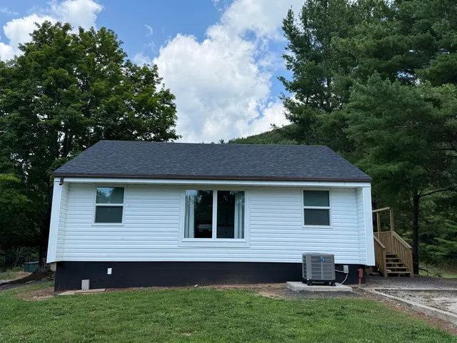 $299,500 | 136 Freedom Lane, Newport, VA 24128