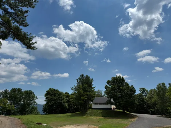 $288,500 | 136 Freedom Lane, Newport, VA 24128