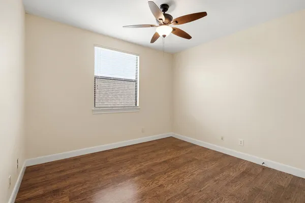 $2,975 | 1605 West 14th Street, Houston, TX 77008