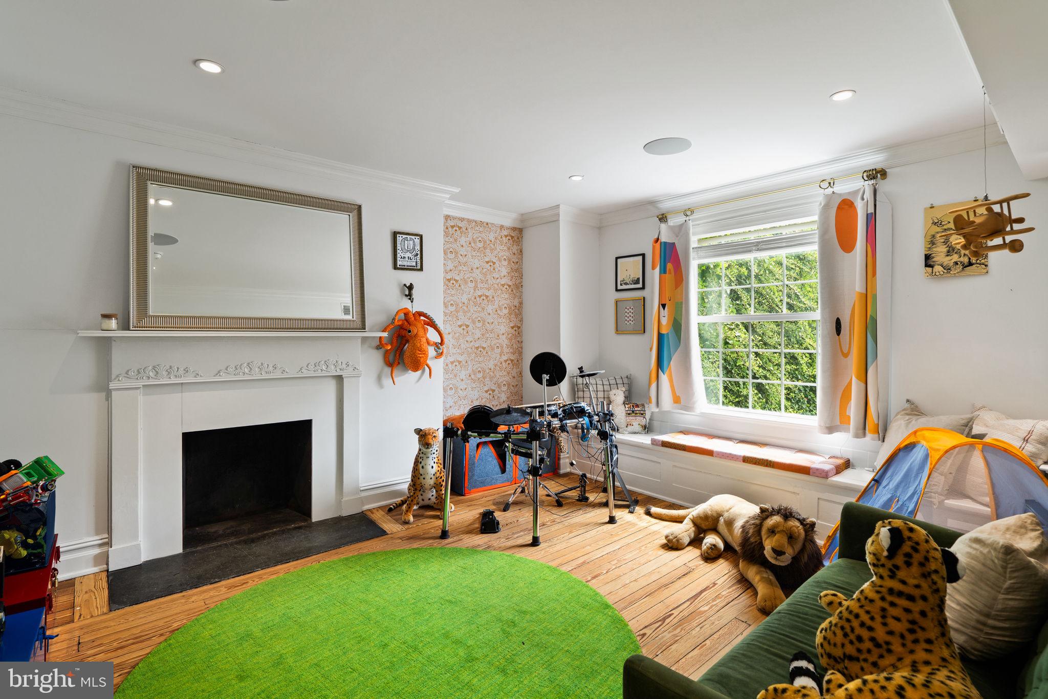 922 Clinton Street Philadelphia, PA 19107 - Photo 35 of 72