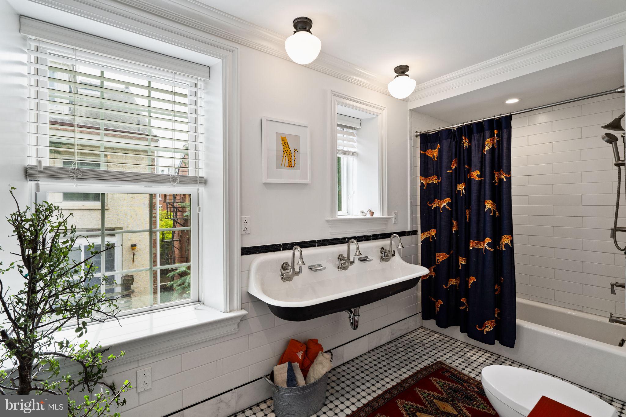 922 Clinton Street Philadelphia, PA 19107 - Photo 38 of 72