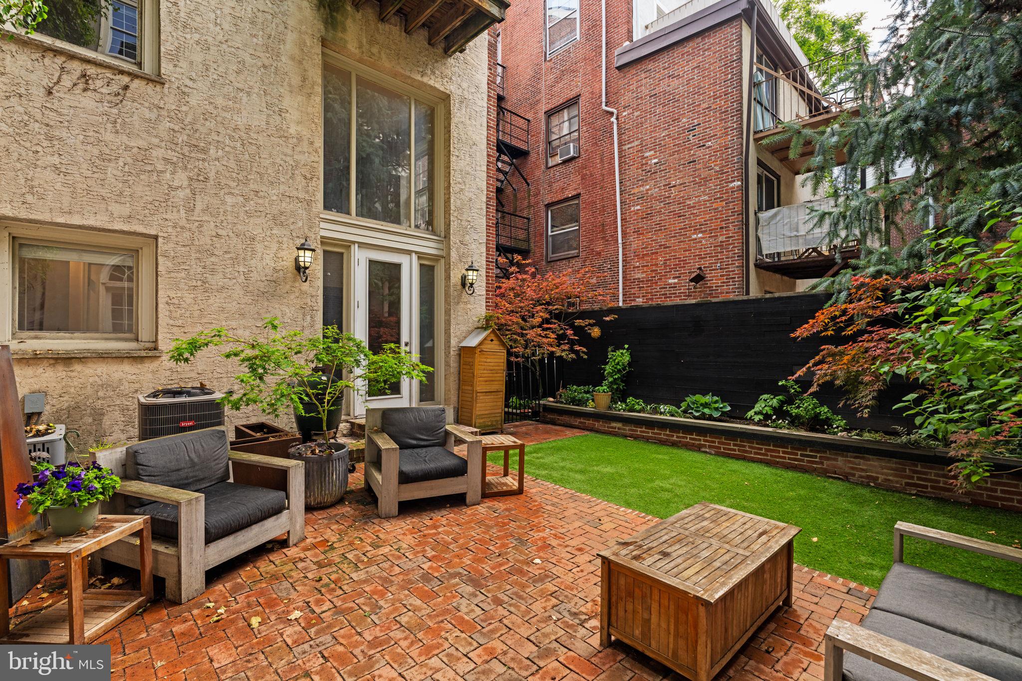 922 Clinton Street Philadelphia, PA 19107 - Photo 53 of 72