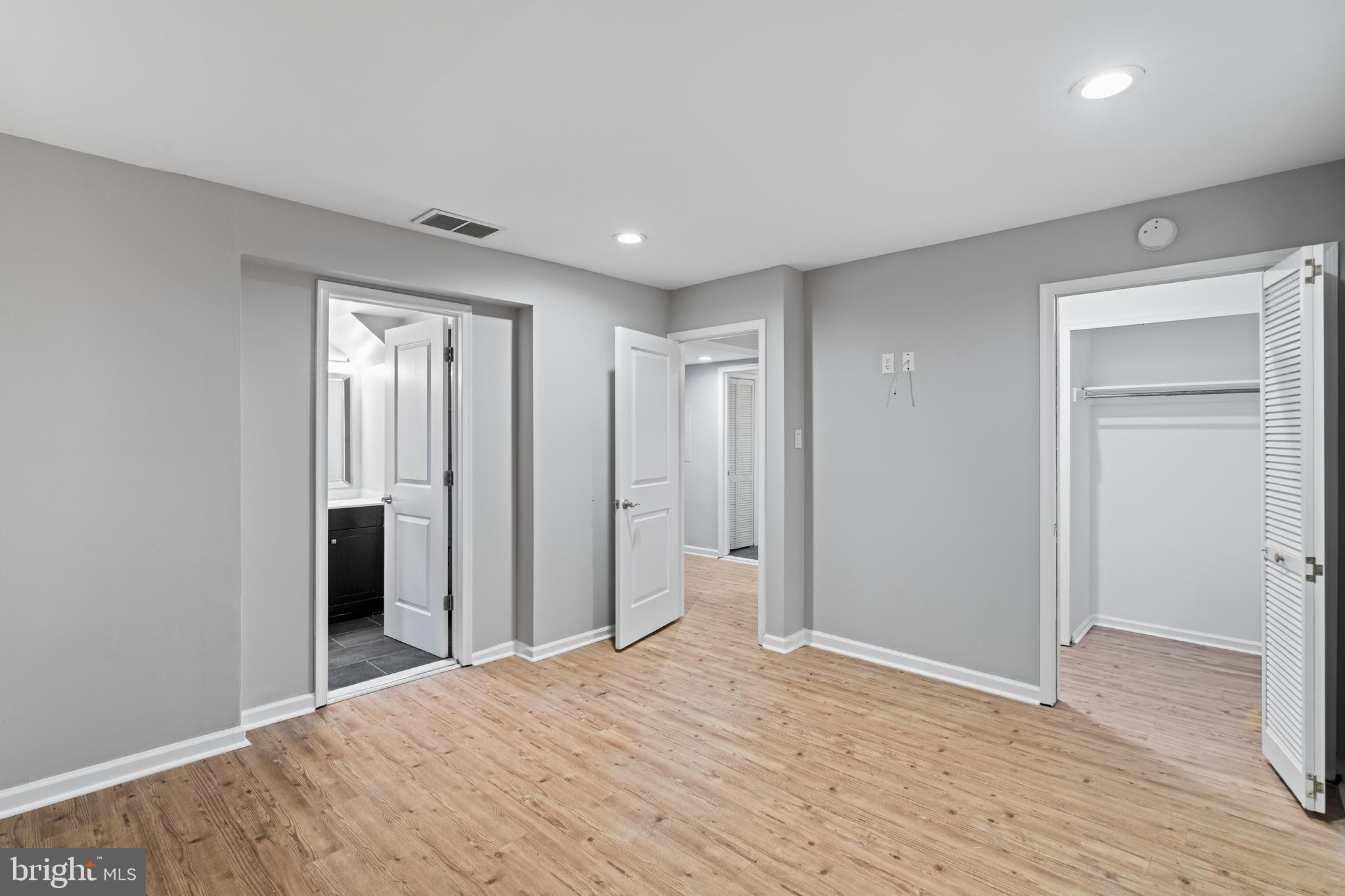 922 Clinton Street Philadelphia, PA 19107 - Photo 64 of 72