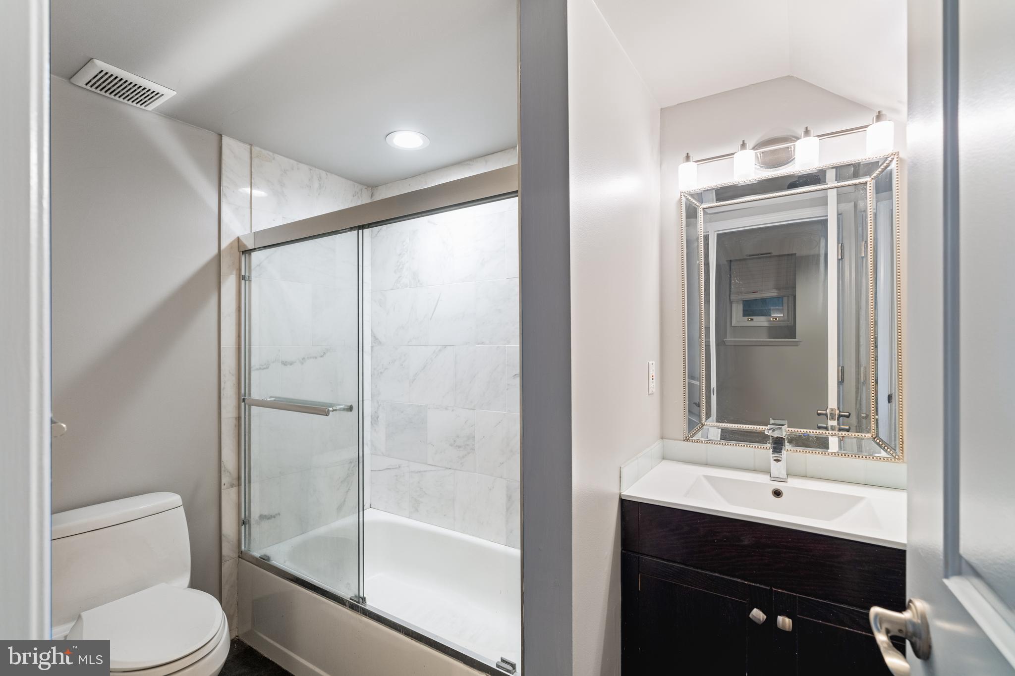 922 Clinton Street Philadelphia, PA 19107 - Photo 65 of 72