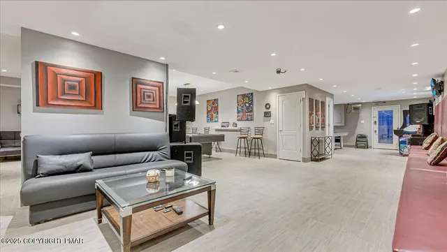 $719,000 | 386 Shawnee Valley Drive, East Stroudsburg, PA 18302