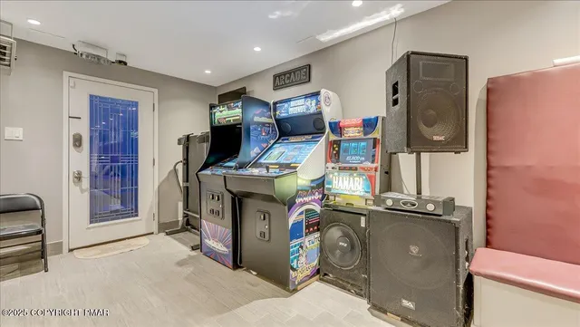 $719,000 | 386 Shawnee Valley Drive, East Stroudsburg, PA 18302