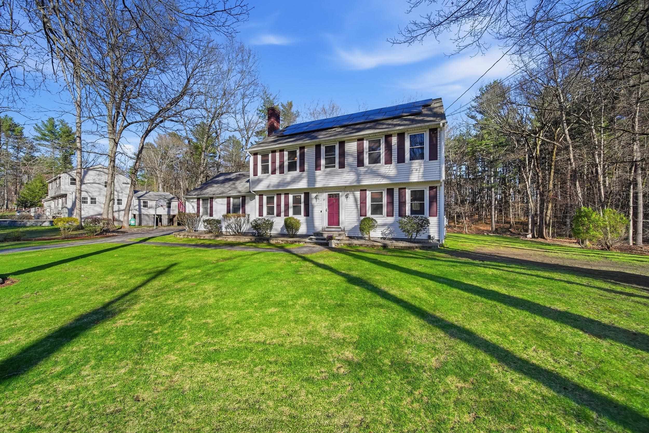 27 Winslow Farm Road Hudson, NH 03051 - Photo 2 of 49