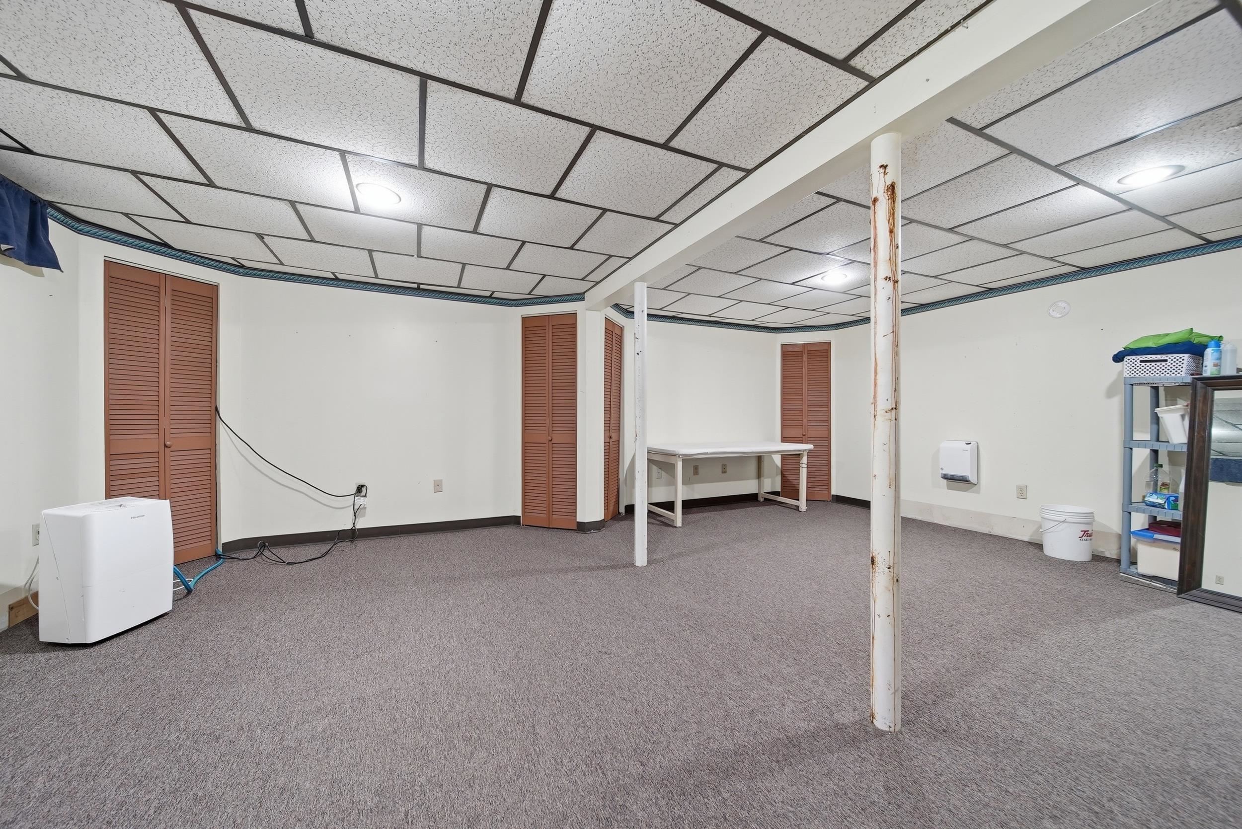 27 Winslow Farm Road Hudson, NH 03051 - Photo 33 of 49