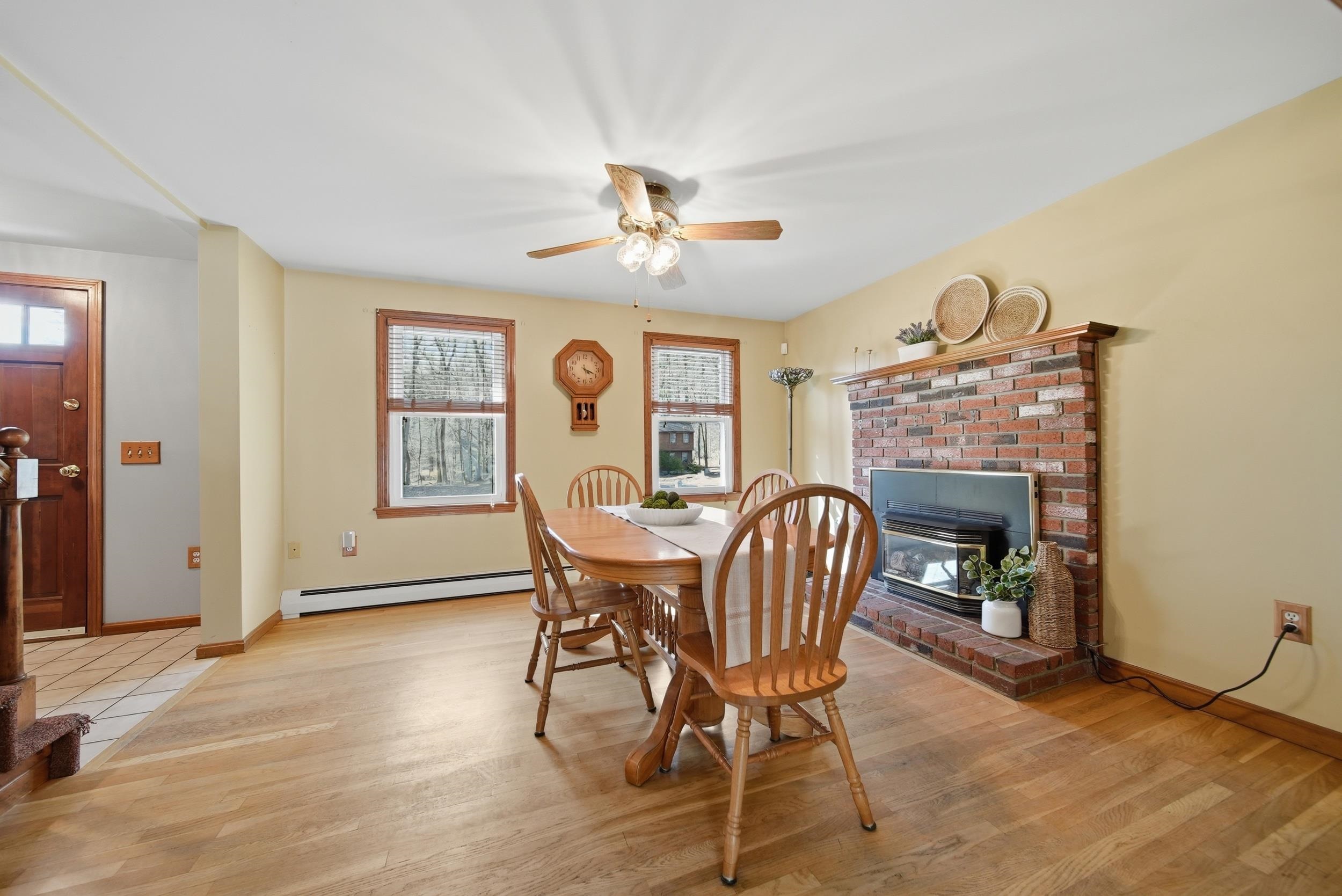 27 Winslow Farm Road Hudson, NH 03051 - Photo 6 of 49