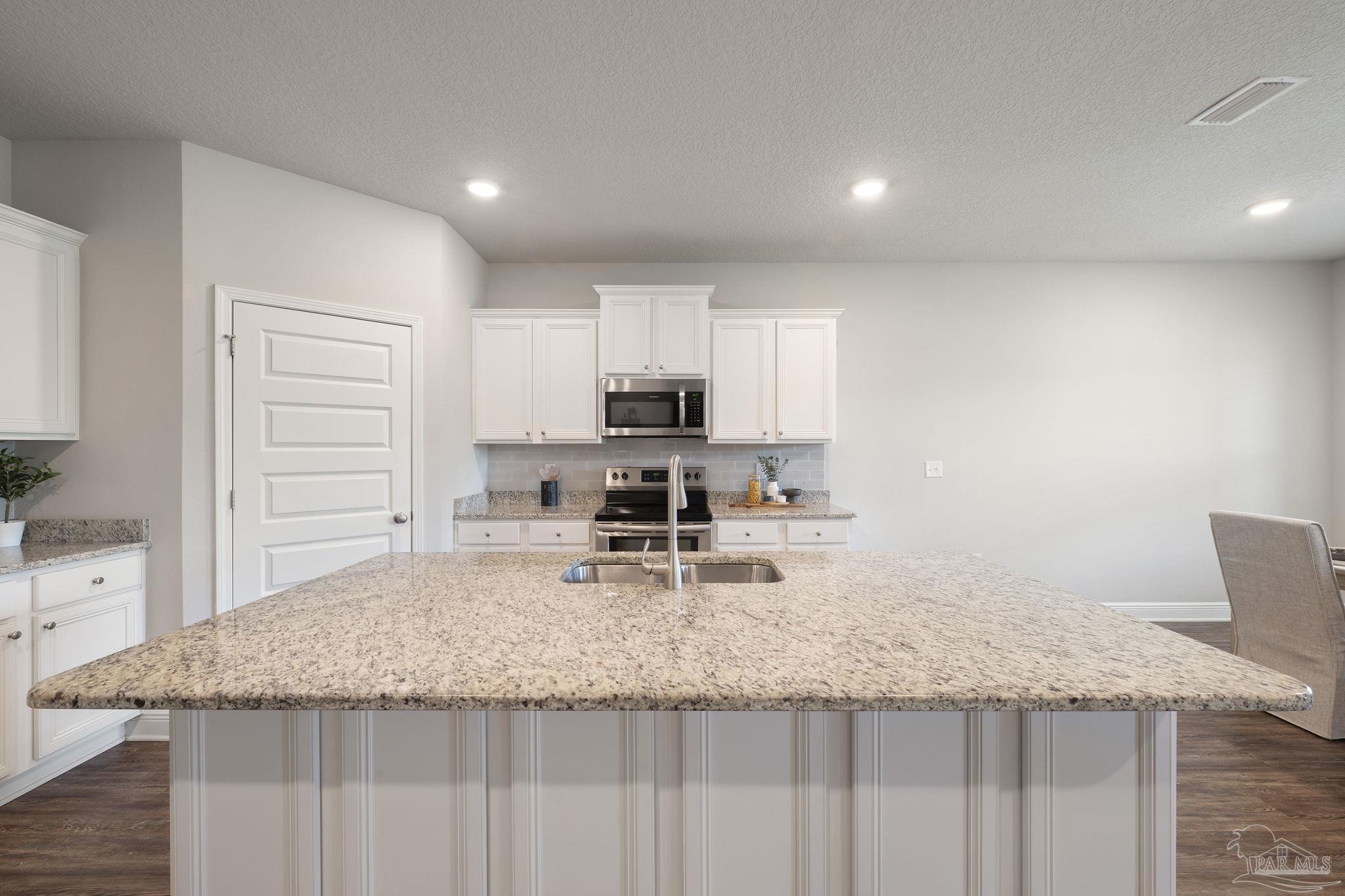 7708 Burnside Loop Pensacola, FL 32526 - Photo 15 of 42