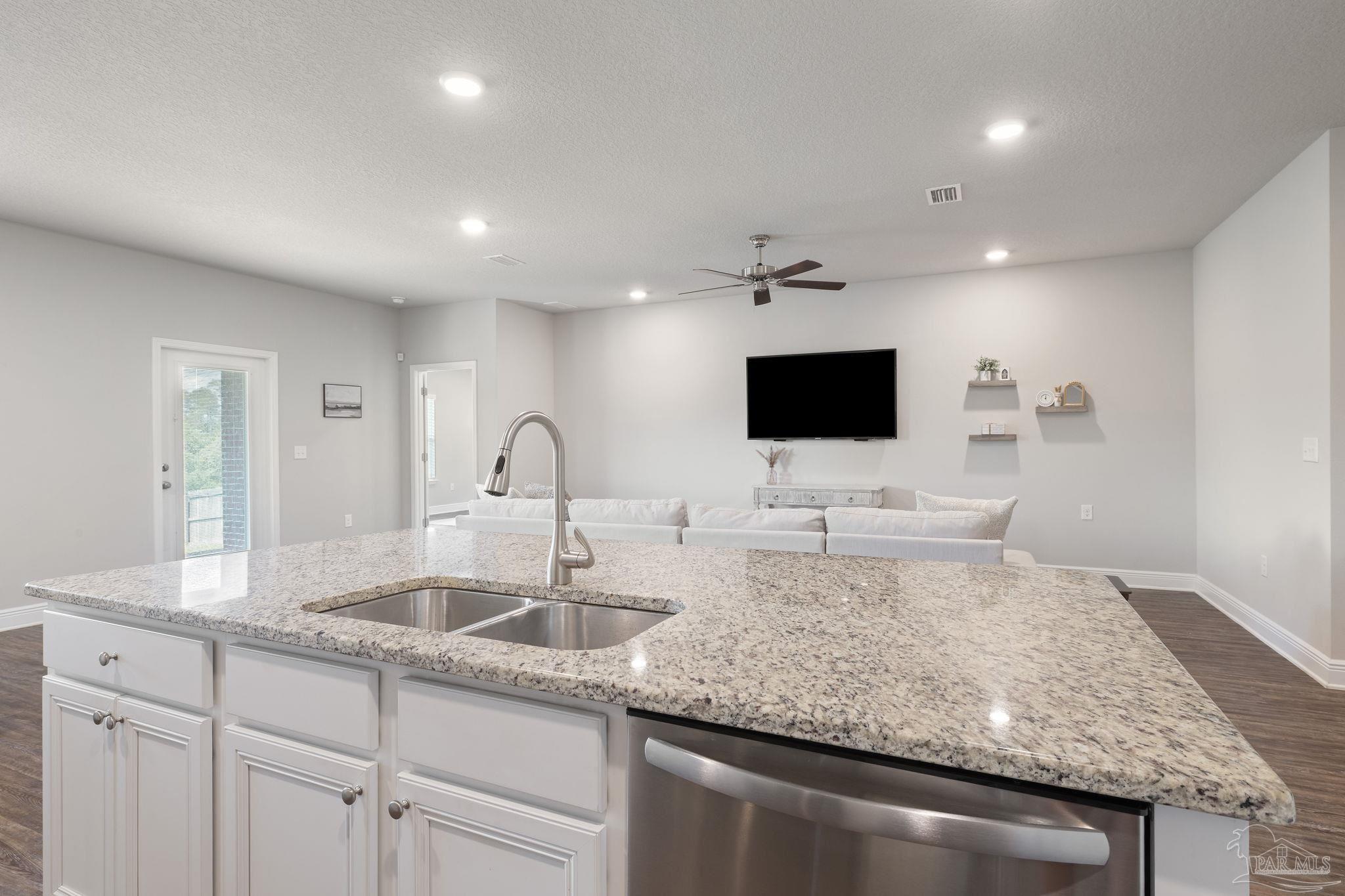 7708 Burnside Loop Pensacola, FL 32526 - Photo 18 of 42