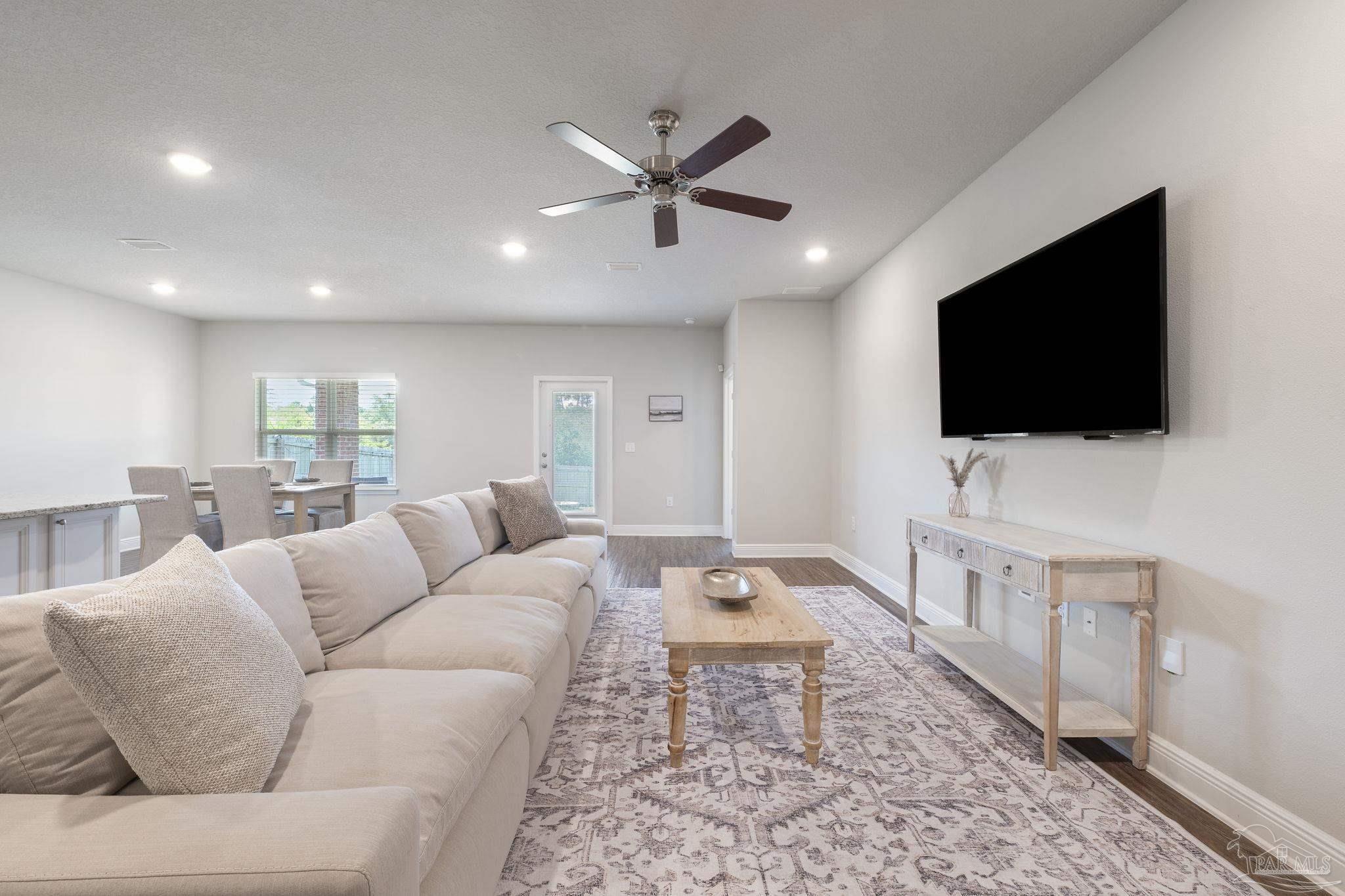 7708 Burnside Loop Pensacola, FL 32526 - Photo 7 of 42