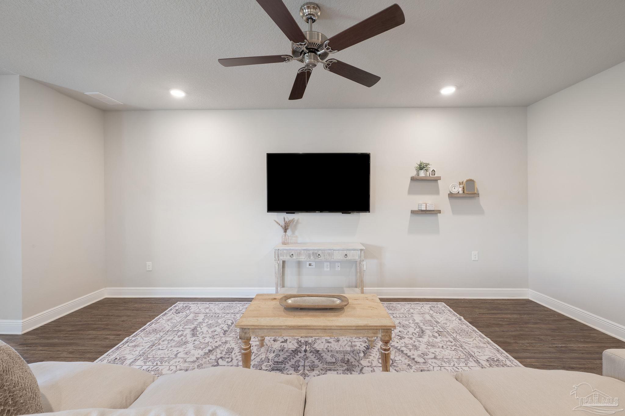 7708 Burnside Loop Pensacola, FL 32526 - Photo 8 of 42