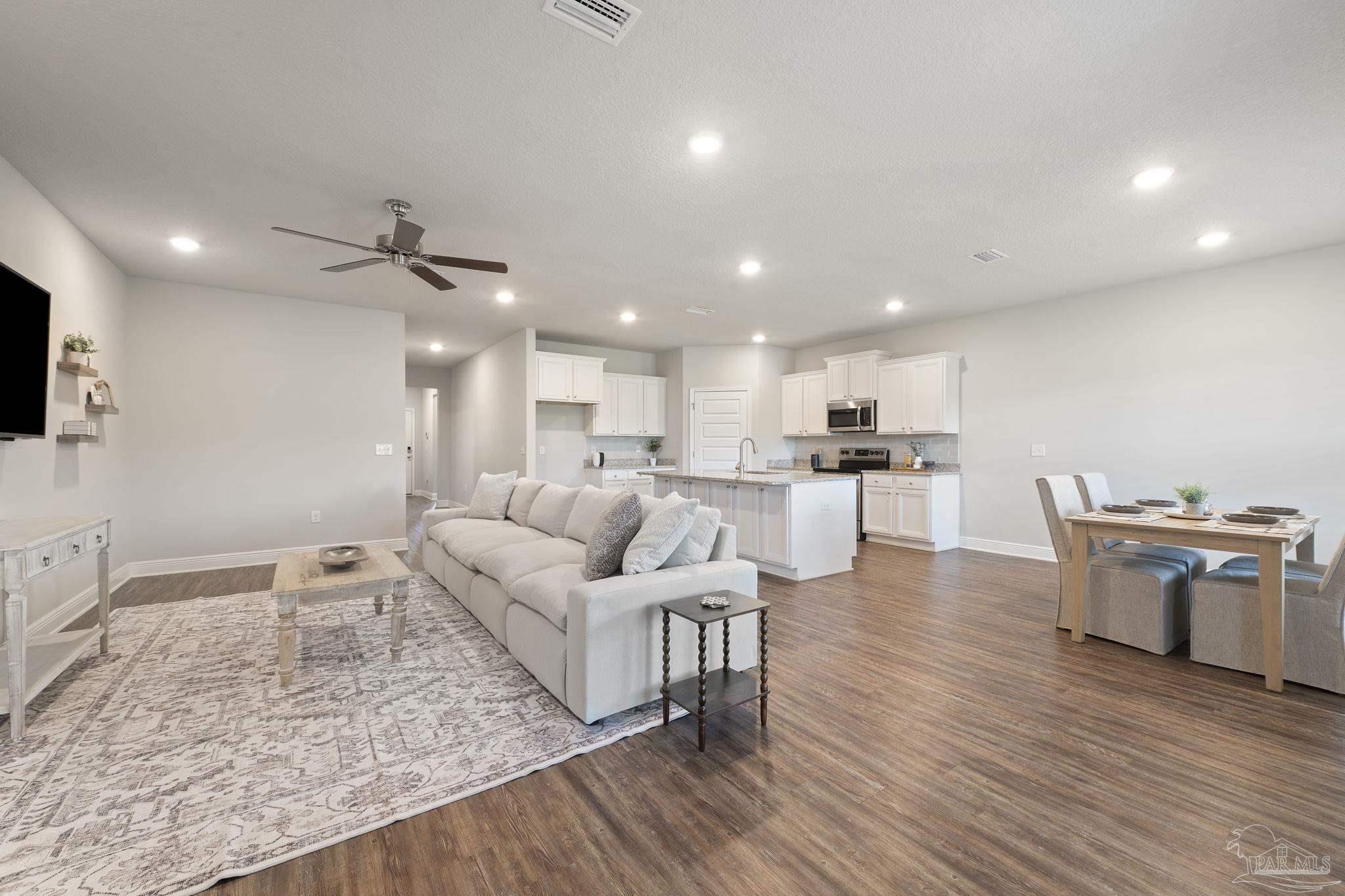 7708 Burnside Loop Pensacola, FL 32526 - Photo 10 of 42