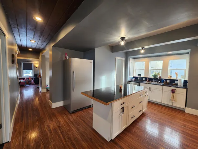 $194,900 | 408 Main Street West, Pipestone, MN 56164