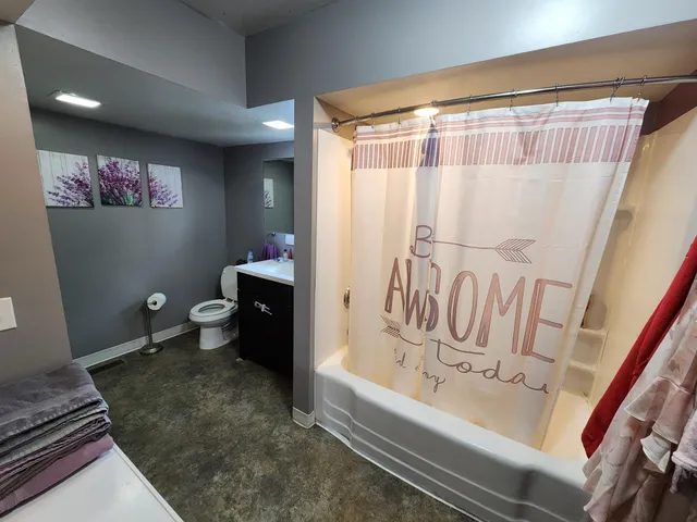 $194,900 | 408 Main Street West, Pipestone, MN 56164