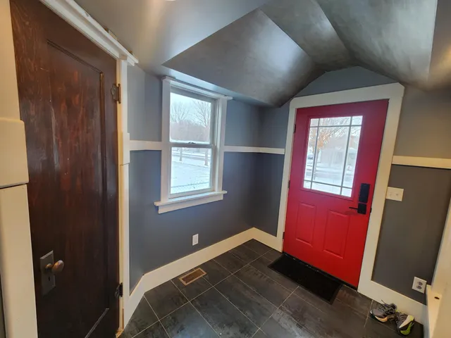 $194,900 | 408 Main Street West, Pipestone, MN 56164