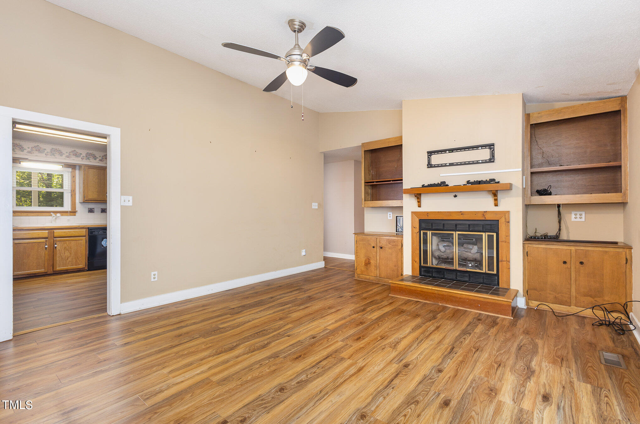 814 Wyldewood Road Durham, NC 27704 - Photo 7 of 26 007_r6ii3458-edit