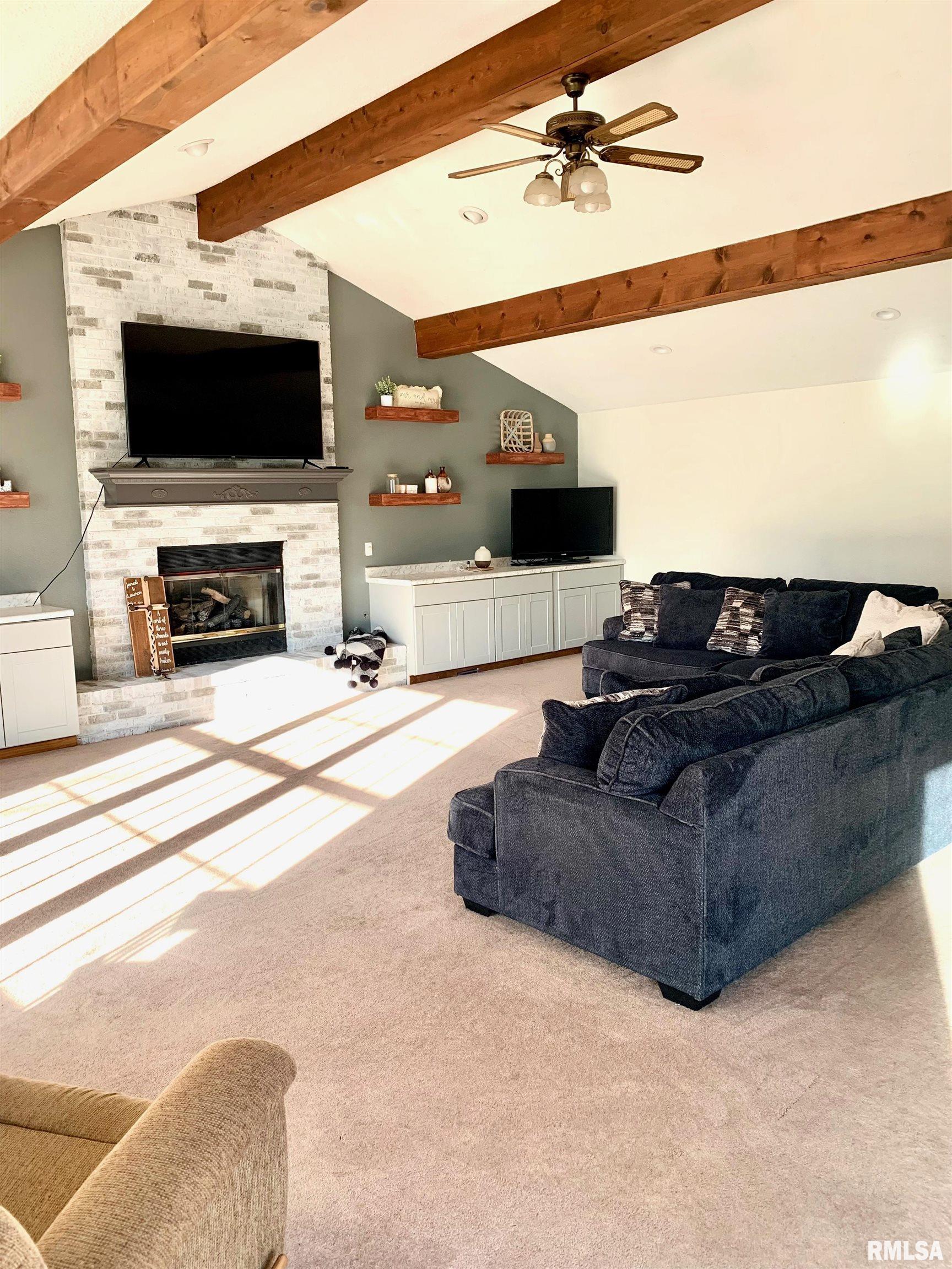 4261 County Farm Road Salem, IL 62881 - Photo 13 of 48