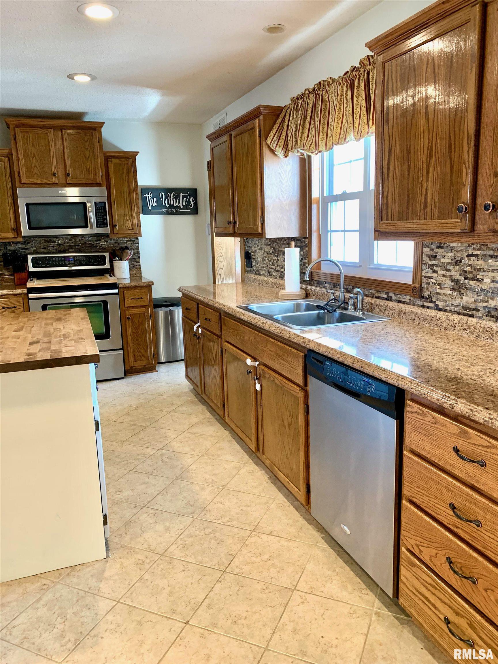 4261 County Farm Road Salem, IL 62881 - Photo 24 of 48