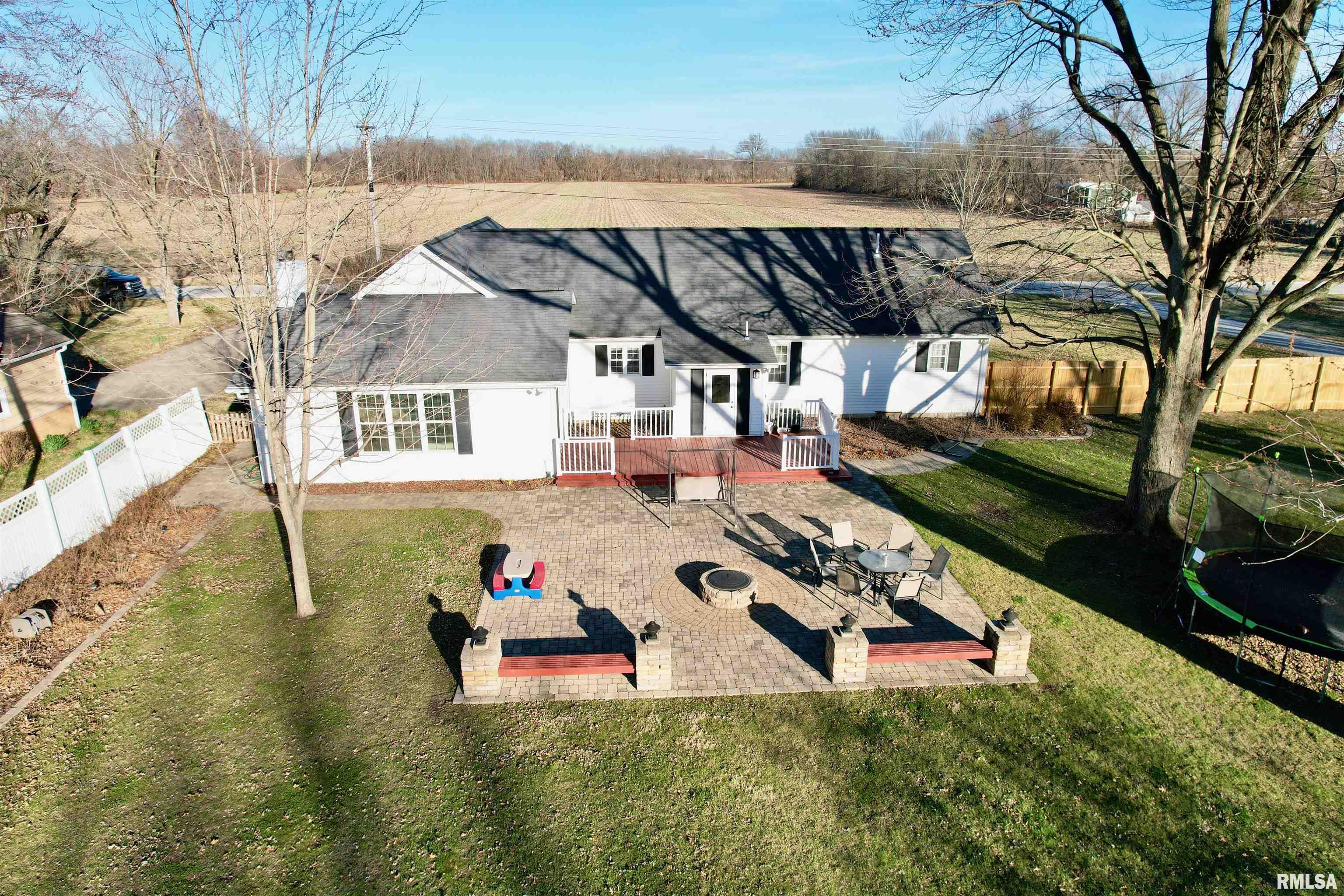 4261 County Farm Road Salem, IL 62881 - Photo 3 of 48