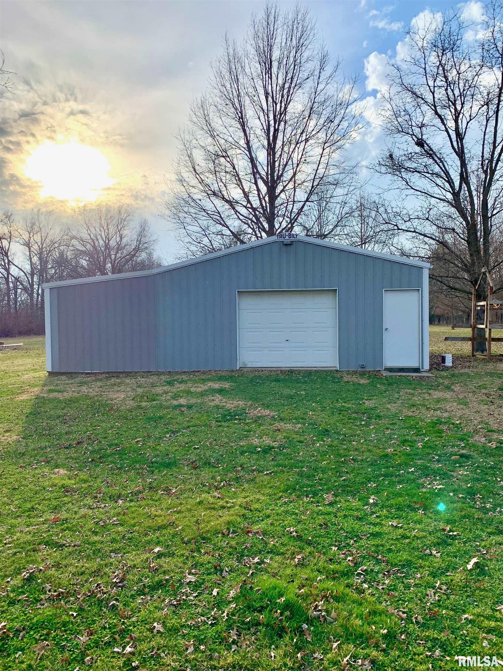 4261 County Farm Road Salem, IL 62881 - Photo 39 of 48