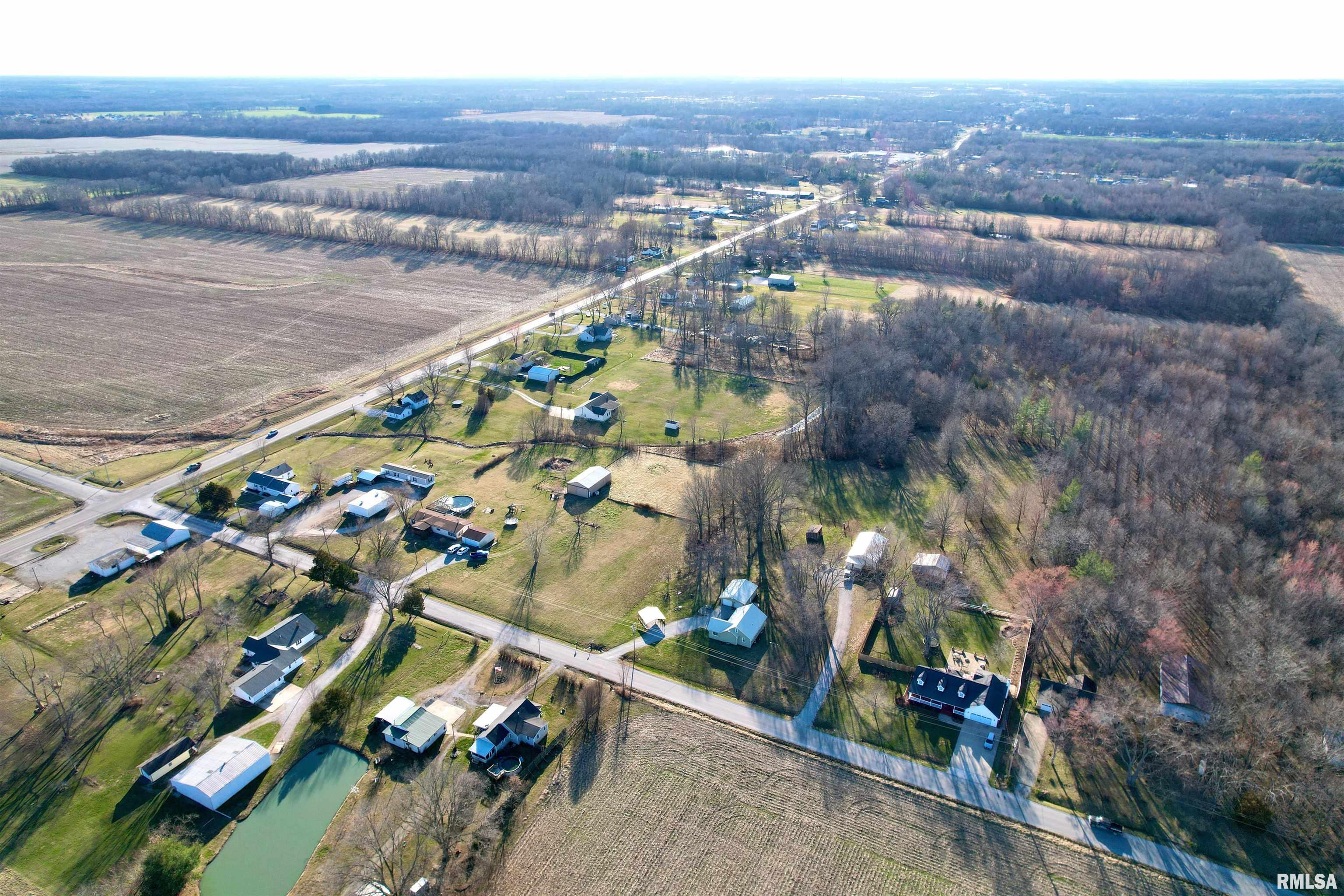 4261 County Farm Road Salem, IL 62881 - Photo 7 of 48