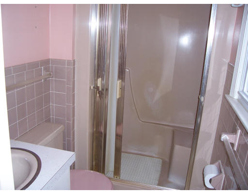 850 Frank Smith Road Longmeadow, MA 01106 - Photo 13 of 21 Gallery Image 13