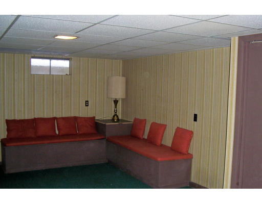 850 Frank Smith Road Longmeadow, MA 01106 - Photo 19 of 21 Gallery Image 19
