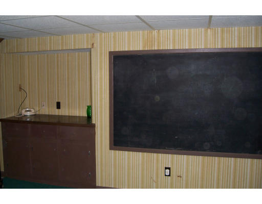850 Frank Smith Road Longmeadow, MA 01106 - Photo 20 of 21 Gallery Image 20