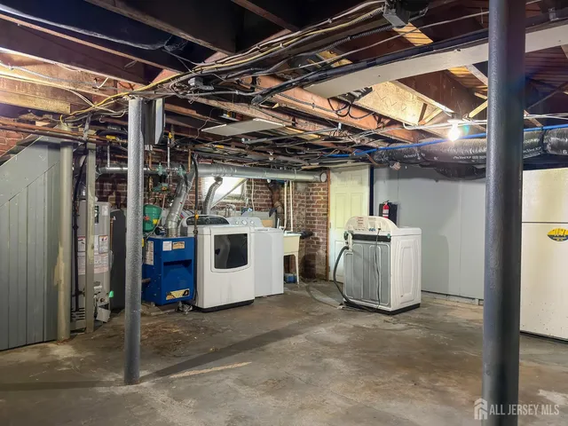 $3,500 | 400 Stockton Street, Hightstown, NJ 08520