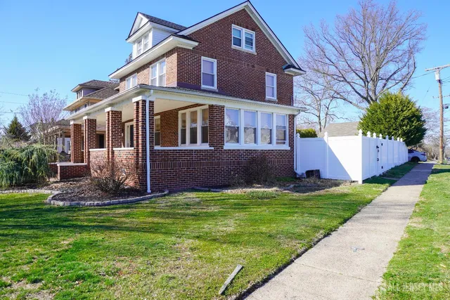 $3,500 | 400 Stockton Street, Hightstown, NJ 08520