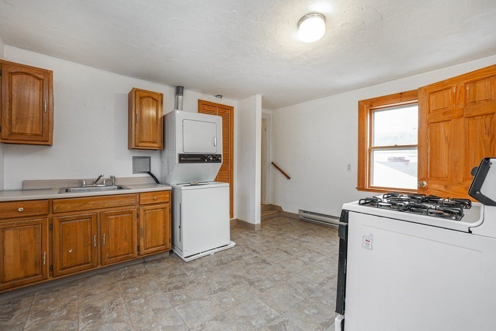 12 Spring Valley Road Boston, MA 02132 - Photo 19 of 36 Gallery Image 19