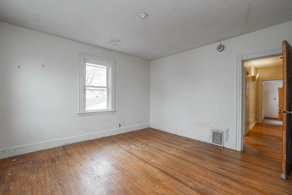 12 Spring Valley Road Boston, MA 02132 - Photo 27 of 36 Gallery Image 27