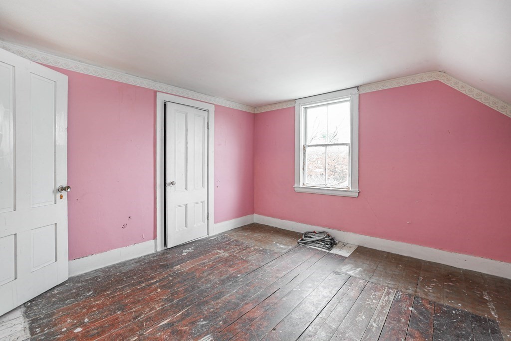 12 Spring Valley Road Boston, MA 02132 - Photo 29 of 36 Gallery Image 29