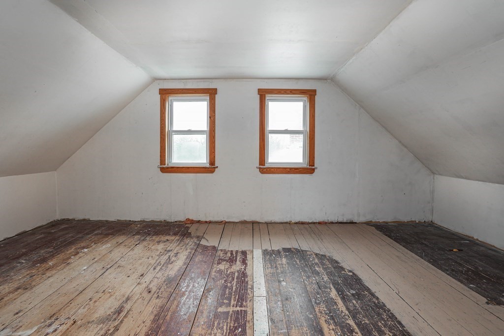 12 Spring Valley Road Boston, MA 02132 - Photo 30 of 36 Gallery Image 30