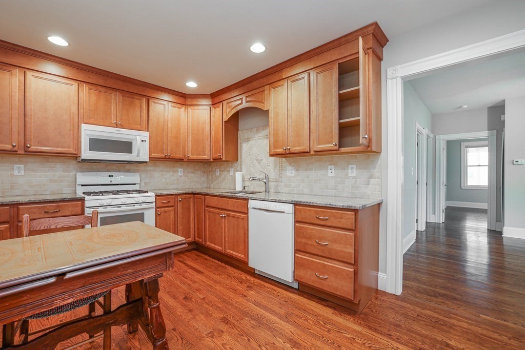 12 Spring Valley Road Boston, MA 02132 - Photo 8 of 36 Gallery Image 8