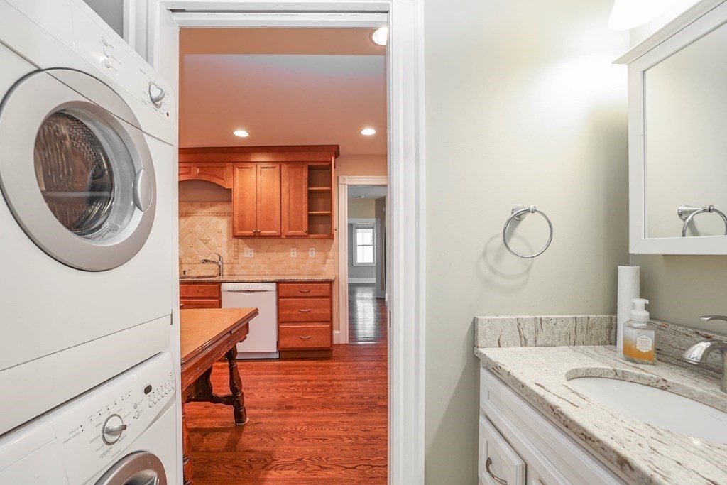 12 Spring Valley Road Boston, MA 02132 - Photo 10 of 36 Gallery Image 10
