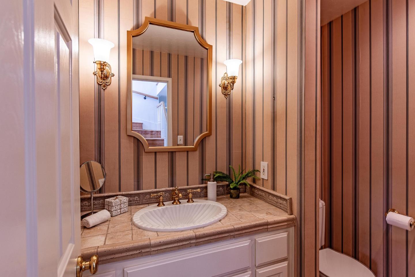 7451 Prospect Road Cupertino, CA 95014 - Photo 12 of 27