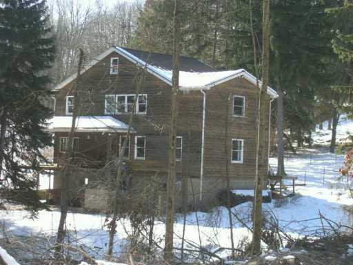 117 Lawrence Lane Valencia, PA 16059 - Photo 3 of 8 Other.