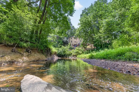 $569,000 | 941 Paulsboro Drive, Rockville, MD 20850