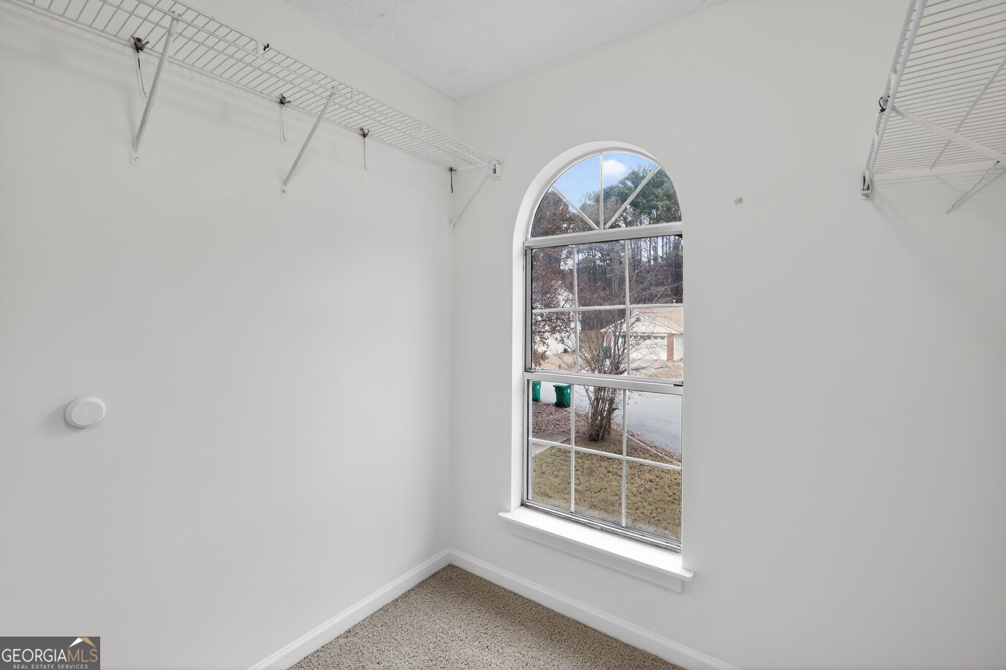 5635 Hunters Crossing Court Lithonia, GA 30038 - Photo 28 of 35 a view of a livingroom with window
